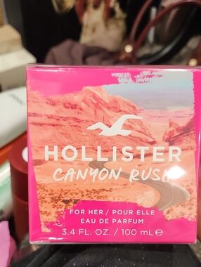 Hollister Canyon Rush Eau de Parfum - Hot Pink Packaging